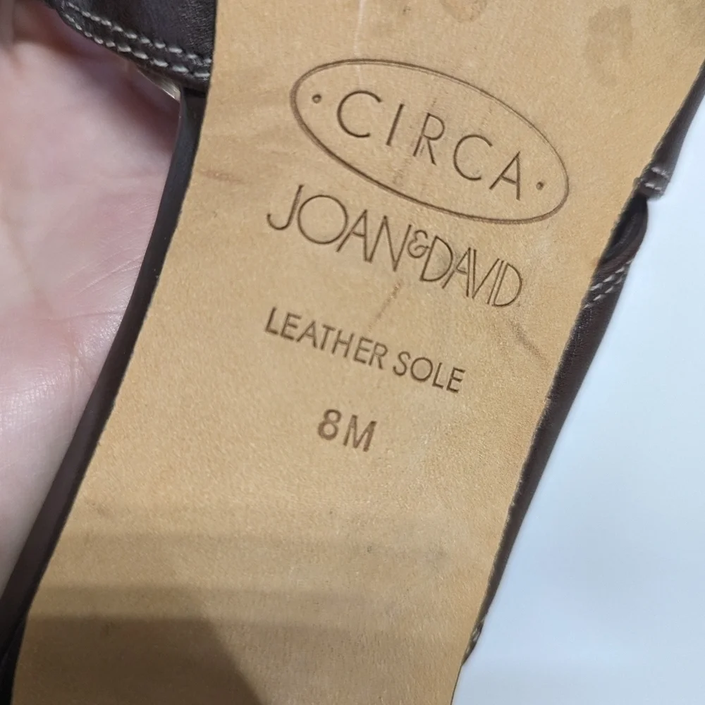 Circa by Joan & David Brown Leather Sandals 8 Toe Thong Block Heel Strappy
